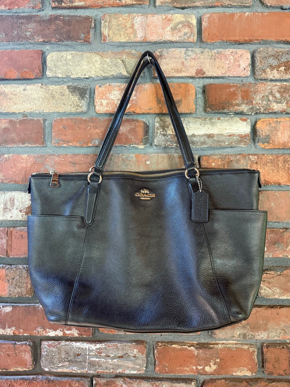 Coach Gallery Tote in Black Pebbled Leather with Gold Hardware